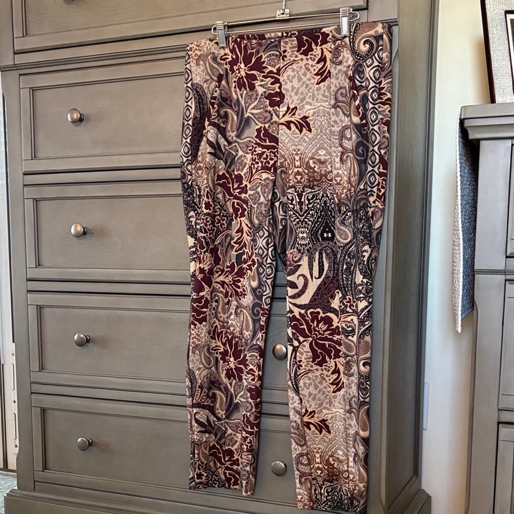 Chico's Burgundy and Beige Patterned pants